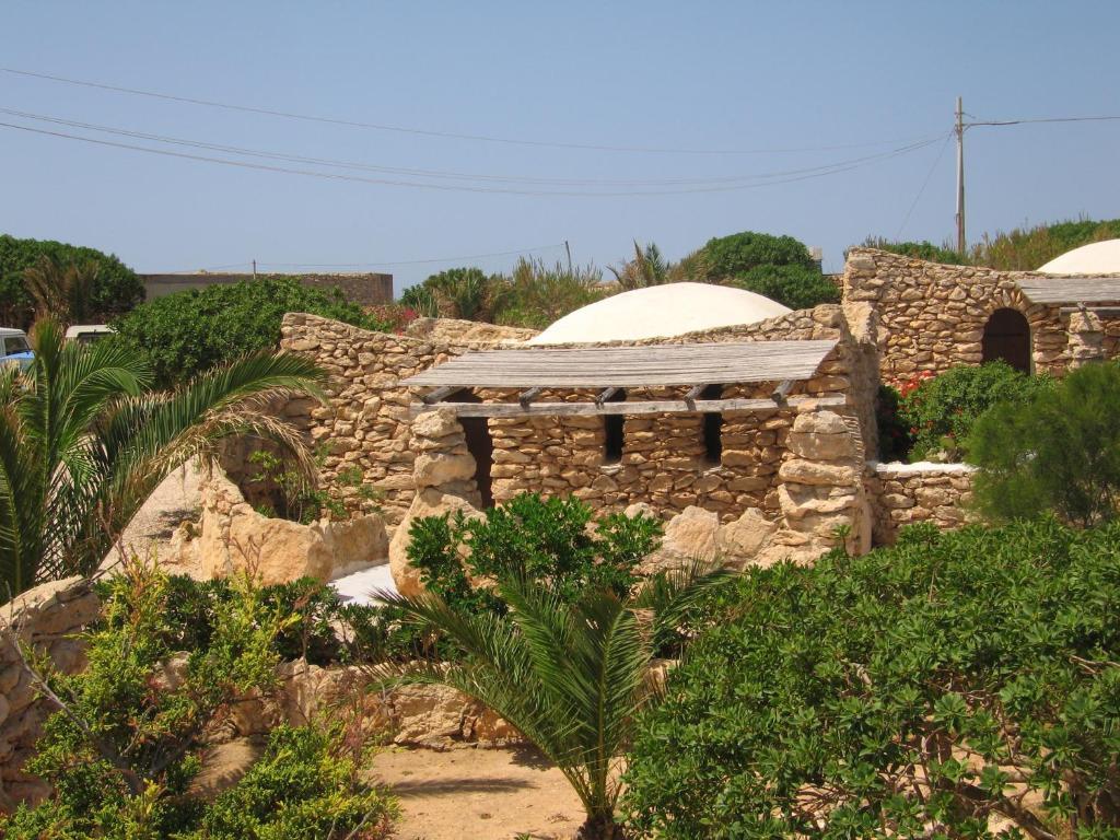 I Dammusi Di Borgo Cala Creta Ξενοδοχείο Λαμπεντούζα Δωμάτιο φωτογραφία