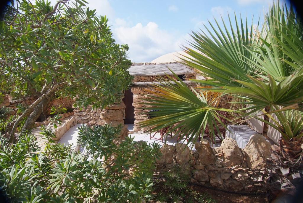 I Dammusi Di Borgo Cala Creta Ξενοδοχείο Λαμπεντούζα Εξωτερικό φωτογραφία